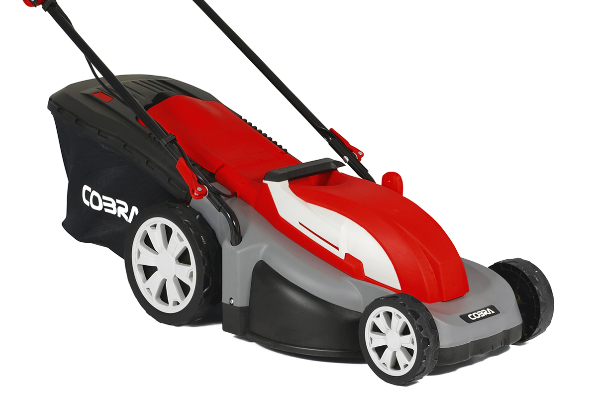 Cobra GTRM43 17" Electric Lawnmower with Rear Roller